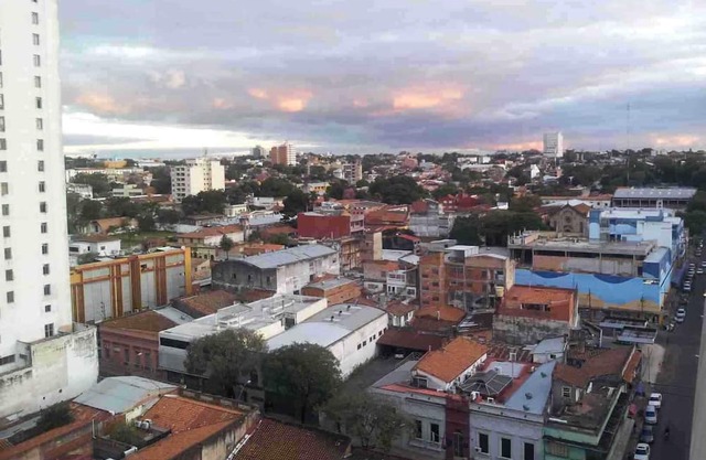 Downtown 2 Bedroom Apartment - Everything in Walking Distance