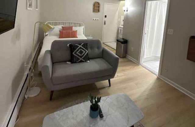 Bijou Studio | Close to Back Bay