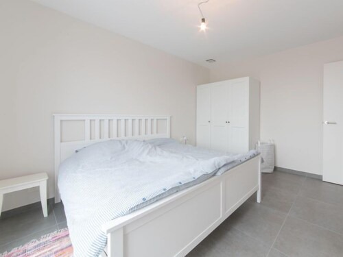 Apartment Lakeside in Bredene - 4 persons, 2 bedrooms
