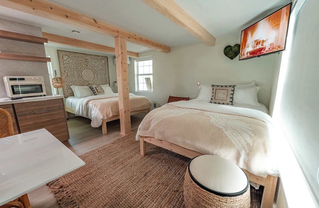 Private Beach Access & Ocean Breezes | Your Perfect Getaway