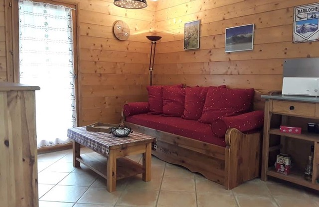 Apartment 6 pers. Ground floor with pool and parking