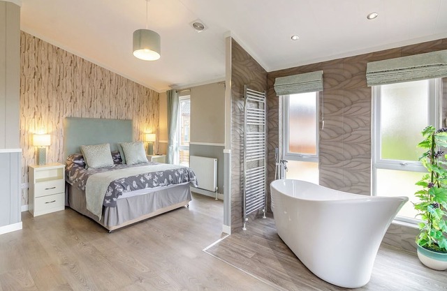 Luxury 1 bedroom lodge.