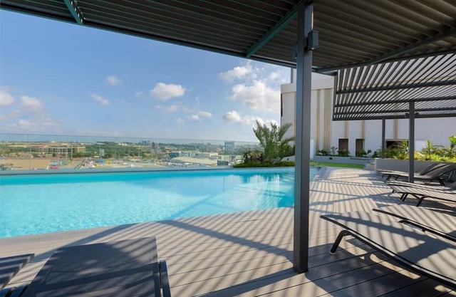 Luxe 1-bedroom apartment at Loxwood House, Accra.