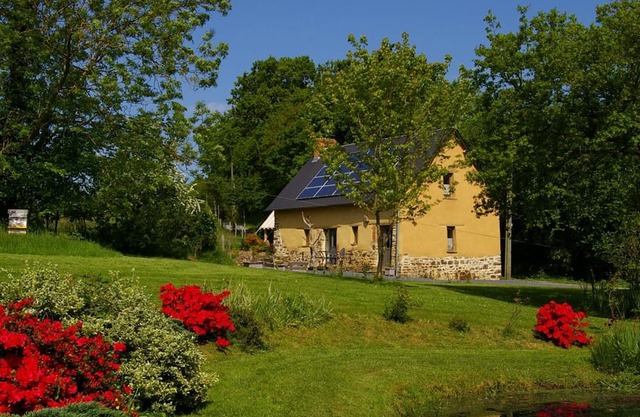 Detached house with terrace, pellet stove and peaceful garden.