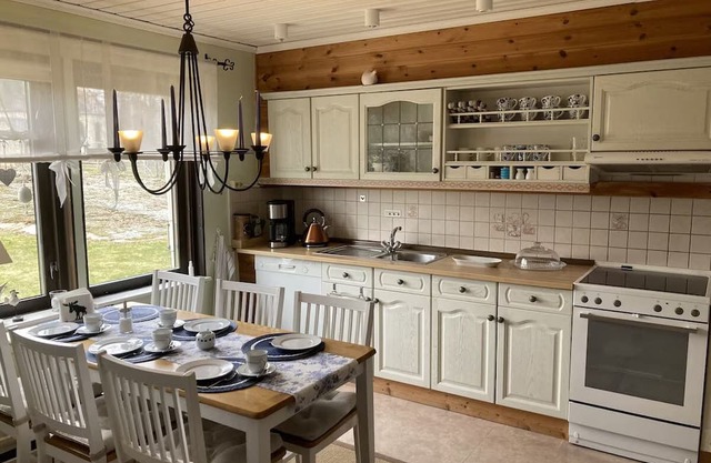 Cozy vacation home in small village near swimming lake, fast internet