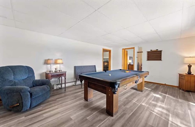 Lakefront Family Escape w/Hot Tub, Games & Stunning Sunsets