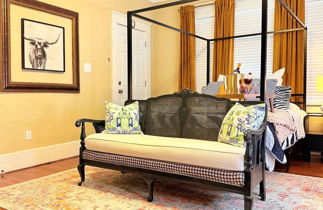Stylish Abilene Home - Berry Suites