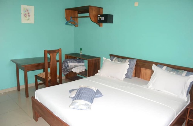 Apart' 2BR/4P · 1st fl. · Balcony · B’fast opt · 2