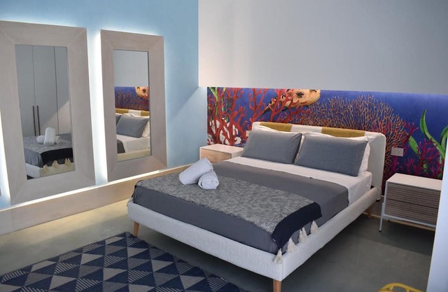 Apartment 'Bianco Mare Delfino' with Balcony, Wi-Fi and Air Conditioning