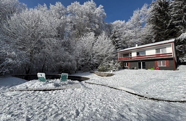 Holiday Home 'Alpenblick' with Mountain View, Private Terrace and Wi-Fi