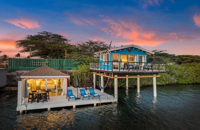 Oceanfront 2BR Retreat w/Private Dock –Oranjestad