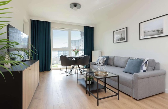 Starowiejska 62B | Modern Apartment | Parking
