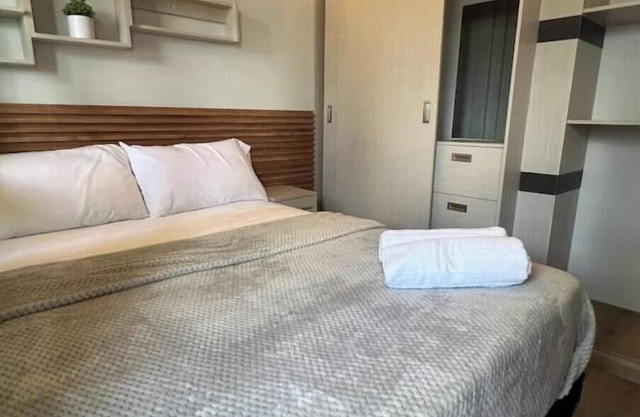 Lovely Cinta Costera Apartment