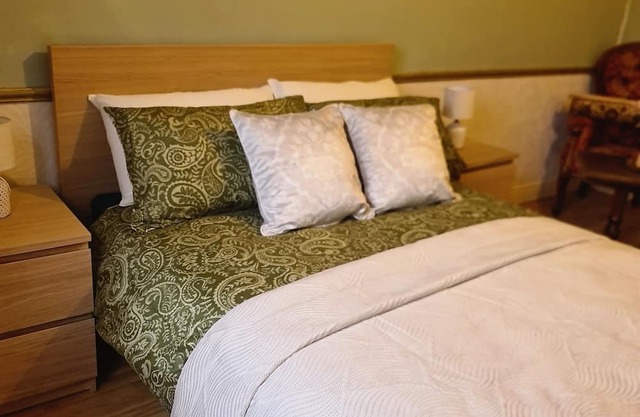 7 bedroom Guesthouse