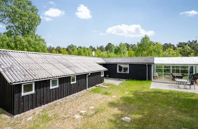 "Hælf" - 600m from the sea by Interhome