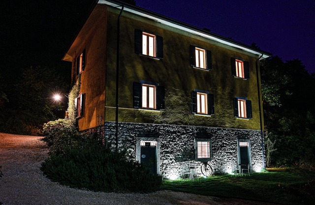 BORGO PARADISO- Spacious 4-bedroom farmhouse on 2 floors, sleep 12. Pet friendly