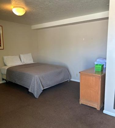 Simple Motel Stay Suite