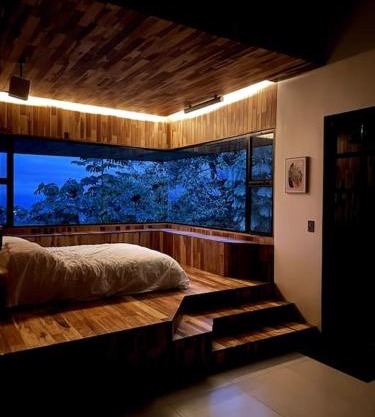 Unique peaceful cabin in the sky