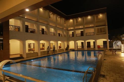 THE RIVIERA