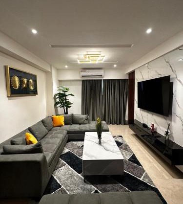 Solaris Executive