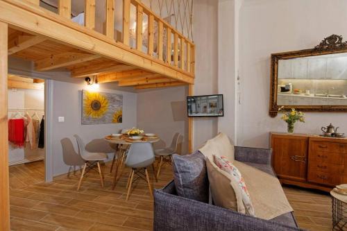 Fousekis Home, a brand new loft in Gouves village