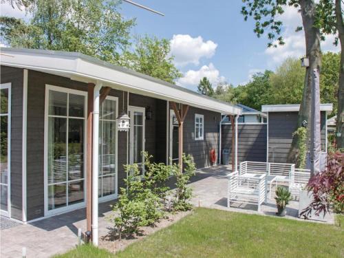 Holiday Home Residence de Eese-Newcastle