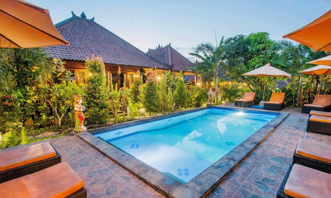 Mushroom Bay Hotel | Dinatah Lembongan Villas Bali