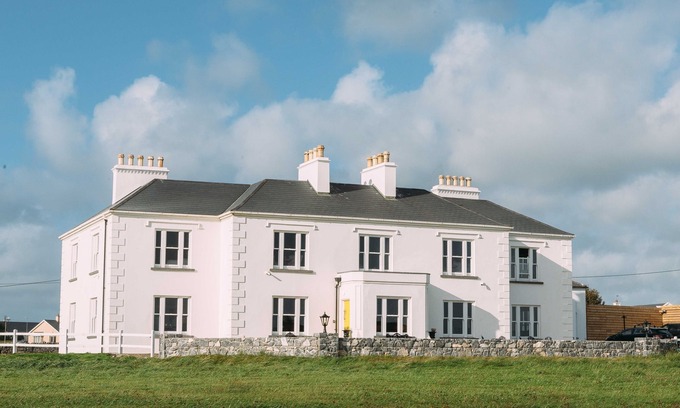 Spanish Point Hotel | Spanish Point House