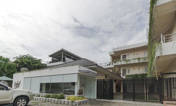 Palembang Hotel | RedDoorz Near Sriwijaya University Palembang 2