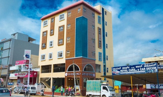 Hassan Hotel | S S Residency