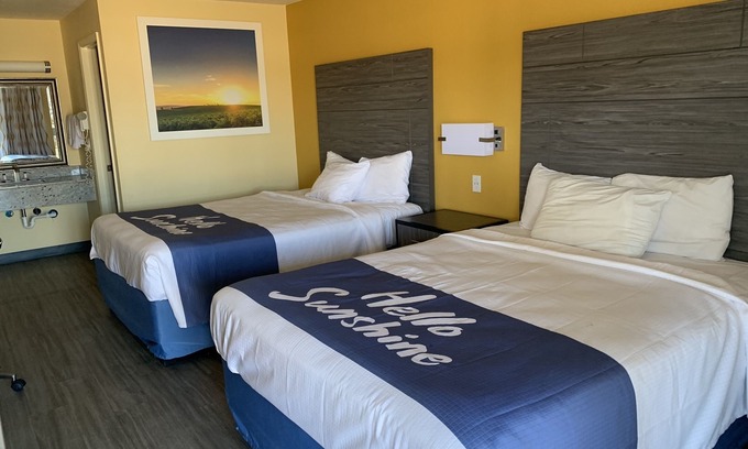 Okmulgee Hotel | Days Inn by Wyndham Okmulgee