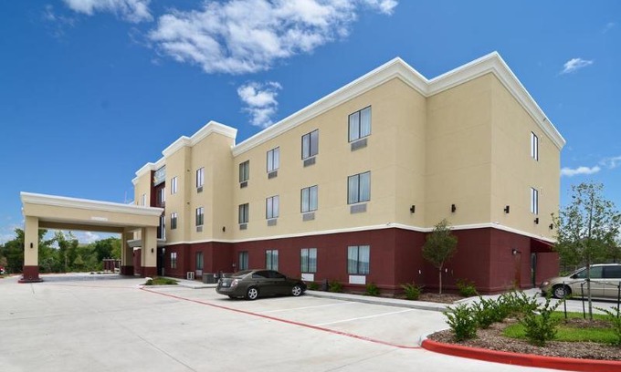 Bryan Hotel | Quality Inn & Suites Bryan