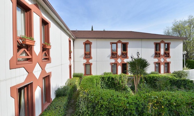 Costieres Hotel | Kyriad Nimes Ouest