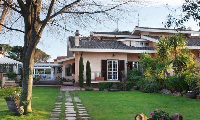 Ciampino Hotel | La Villetta Suite