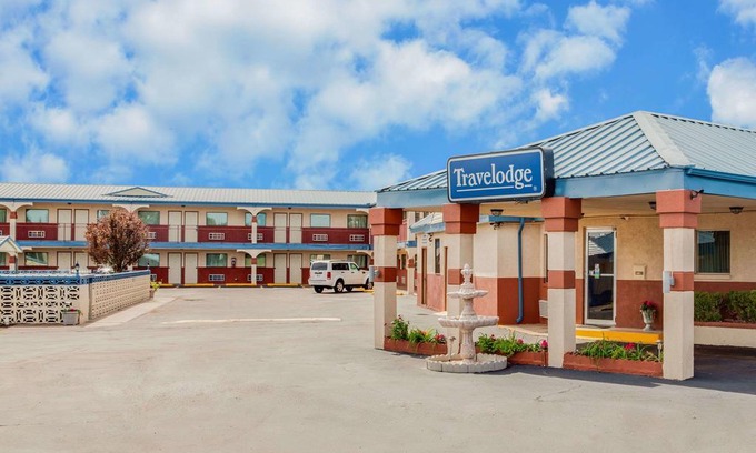 Suffolk Hotel | Travelodge by Wyndham Suffolk