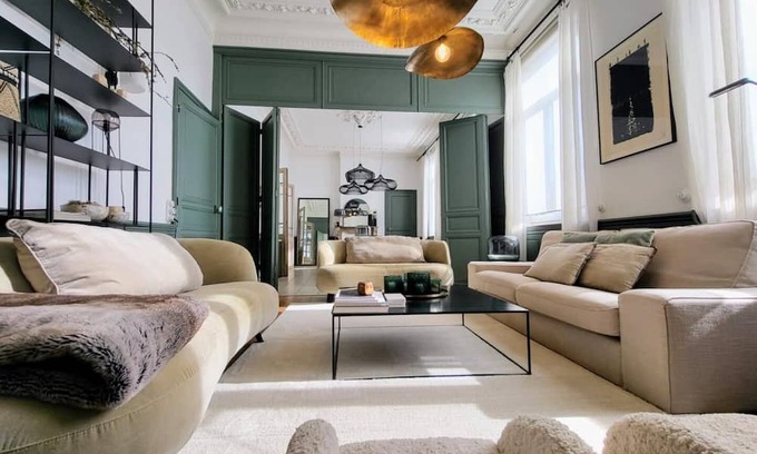 Abscon House | Large, spacious, fully renovated house
