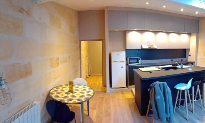 Bordeaux Golden Triangle Apartment | Beautiful hyper center apartment in a quiet area