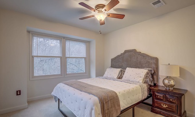 Dale City Villa | Woodbridge VA close to 95