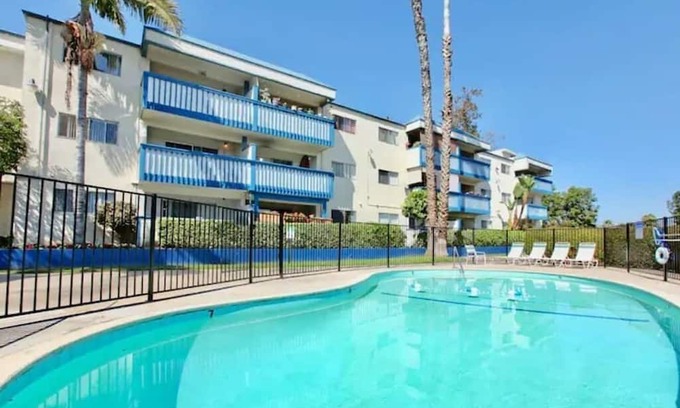 Ocean Beach Apartment | Great Location in Ocean Beach