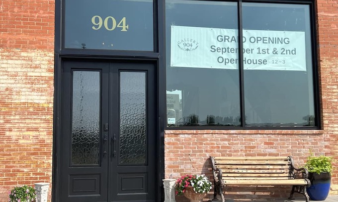 Buffalo Apartment | 4 Luxury Suites in a beautifully restored historic building in Buffalo, Texas.