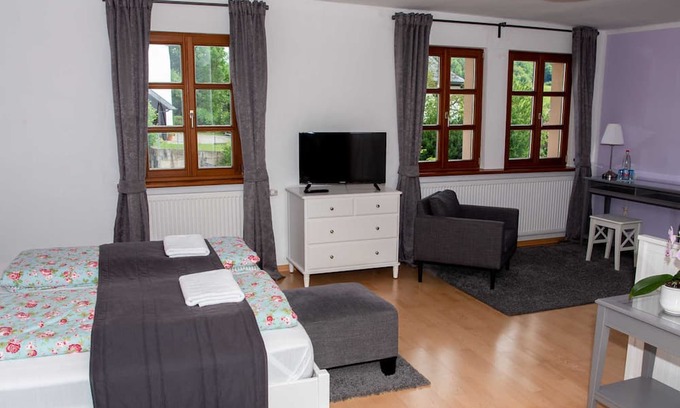 Mistelgau Cottage | Room Neubürg - Manor Mengersdorf