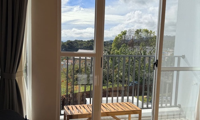 Dongshi District Bed & Breakfast | KUMOYOKU B&B