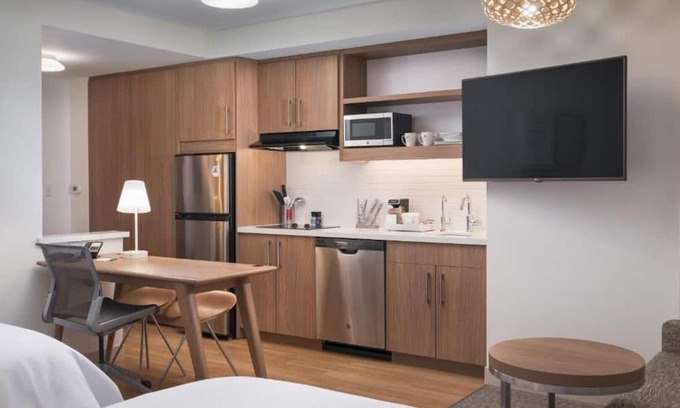 Civic Center House | Unwind at our hotel in Denver, CO