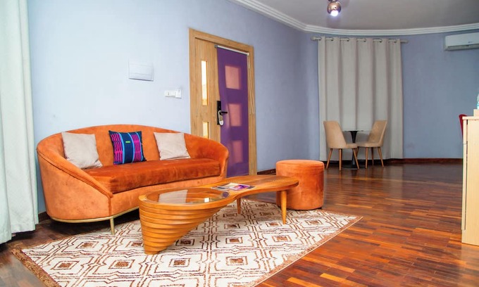 Yamoussoukro Hotel | Eklôfè Bungalows Hôtel