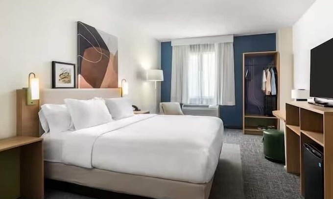 Woodbridge Hotel | Spark by Hilton