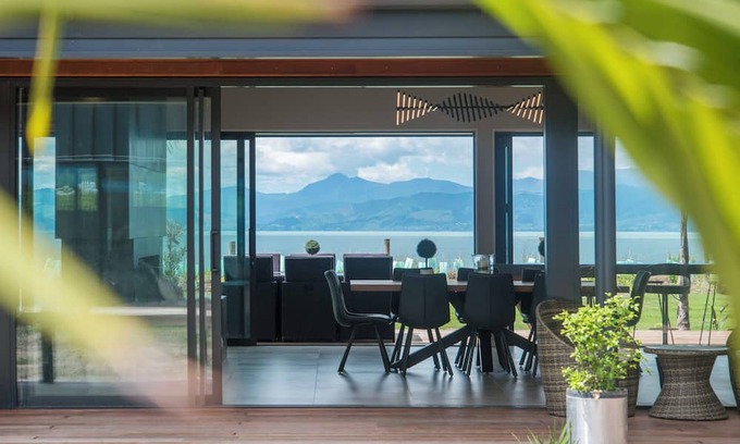 Ruby Bay House | Ruby Bay cliff-top retreat- Palm View with Swimming Pool and Spa