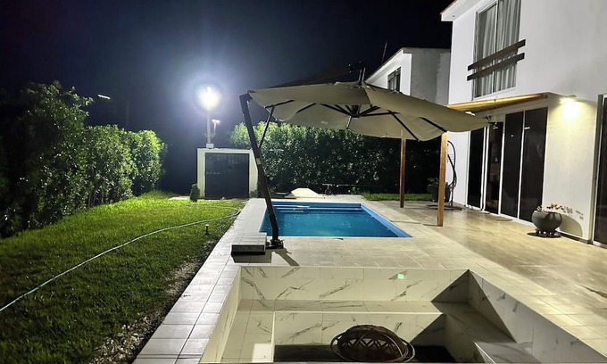 El Carmen House | Beautiful and Modern Country House in Condominium, swimming pool and full fun and relaxation.