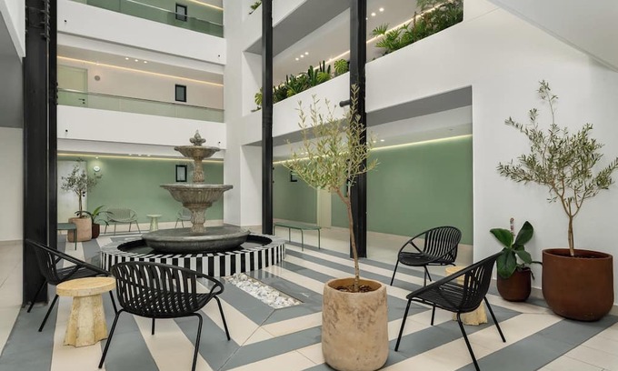 Sea Point Apartment | The Sage | Chic Studio in Vibrant Sea Point | Views | WIFI