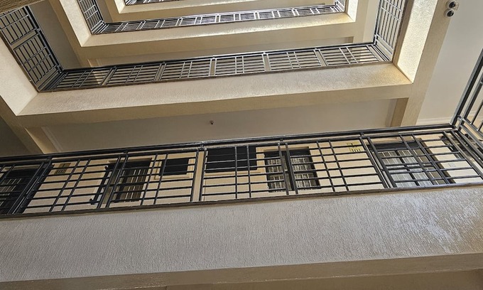 Thika Apartment | Superb 1-bedroom apartment in Thika with WiFi, next to Thika Super Highway