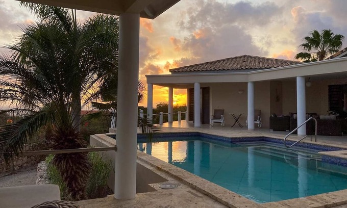 Sabadeco Villa | Bonaire I Love View with Private Pool